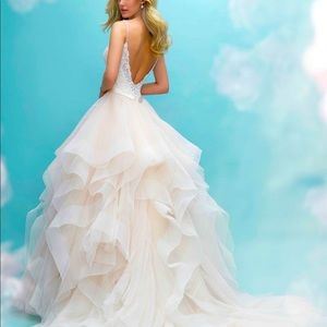 White ball gown wedding dress